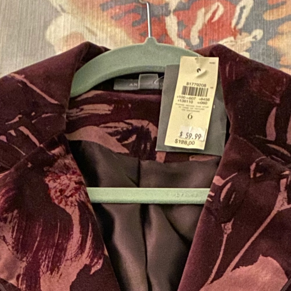 New With Tags Ann Taylor Velvet Blazer